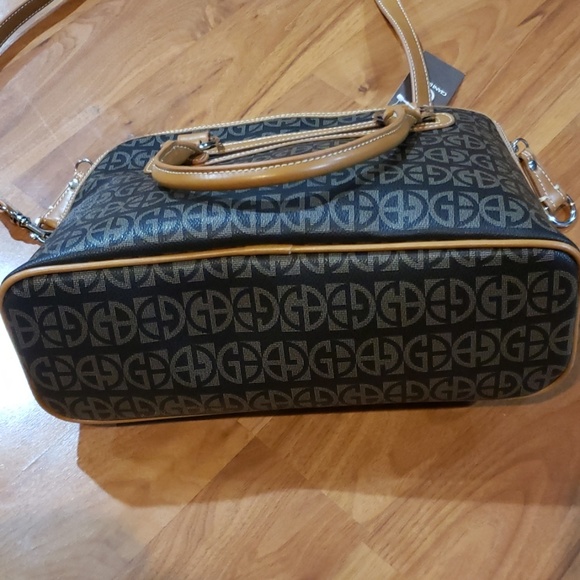 Giani Bernini Black SIG Stripe Dome Handbag - Picture 6 of 6